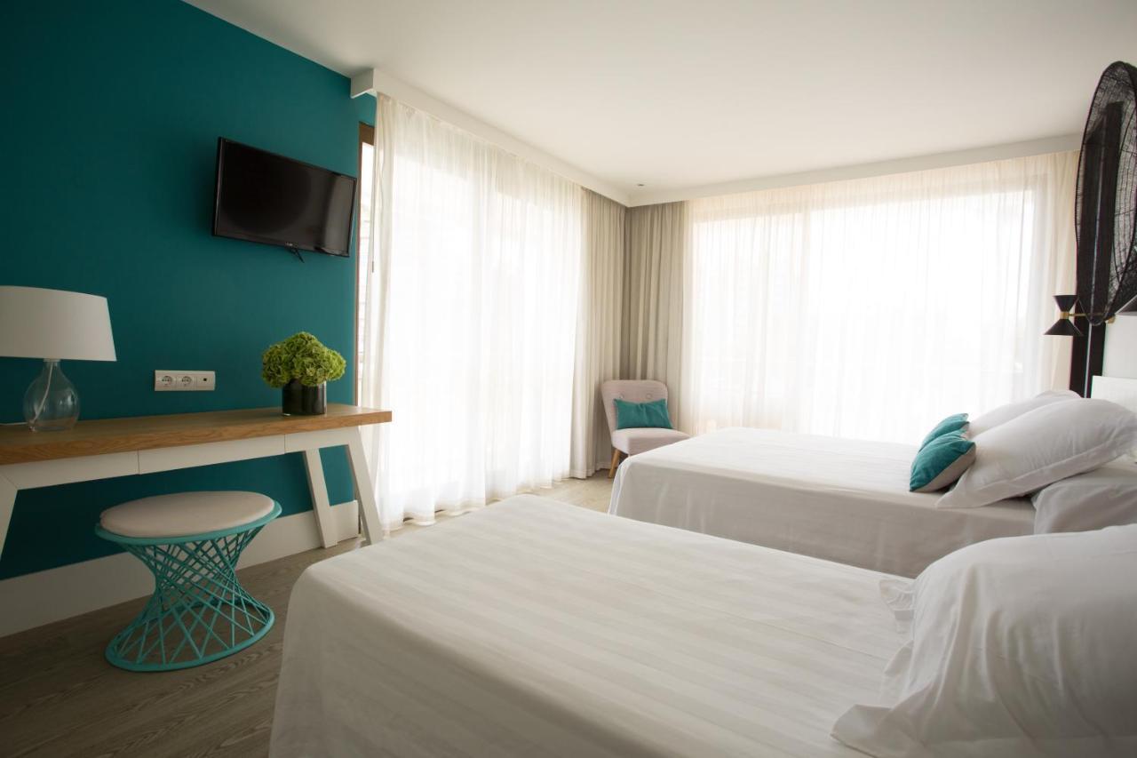 Superior Triple Room with Panoramic Sea View