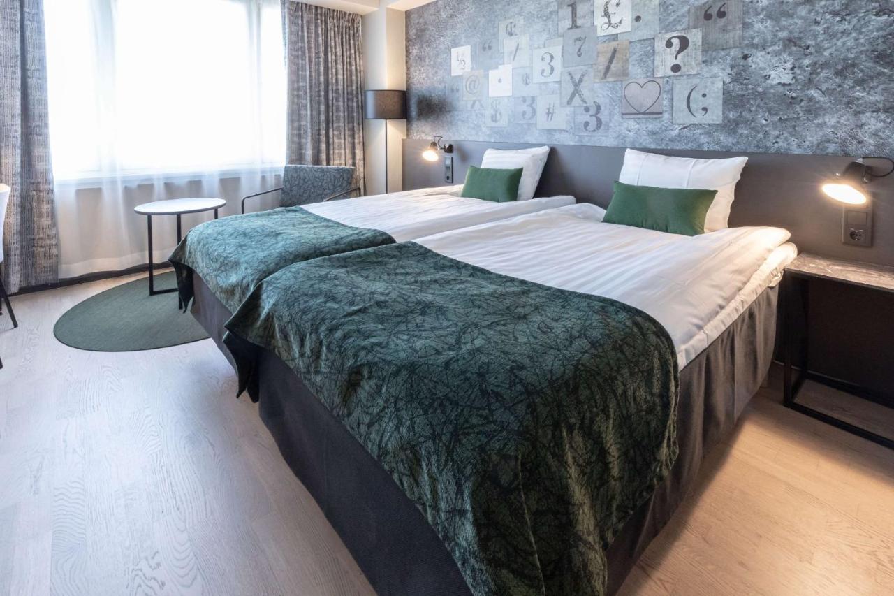 Standard Twin Room,1436033032:JPEG