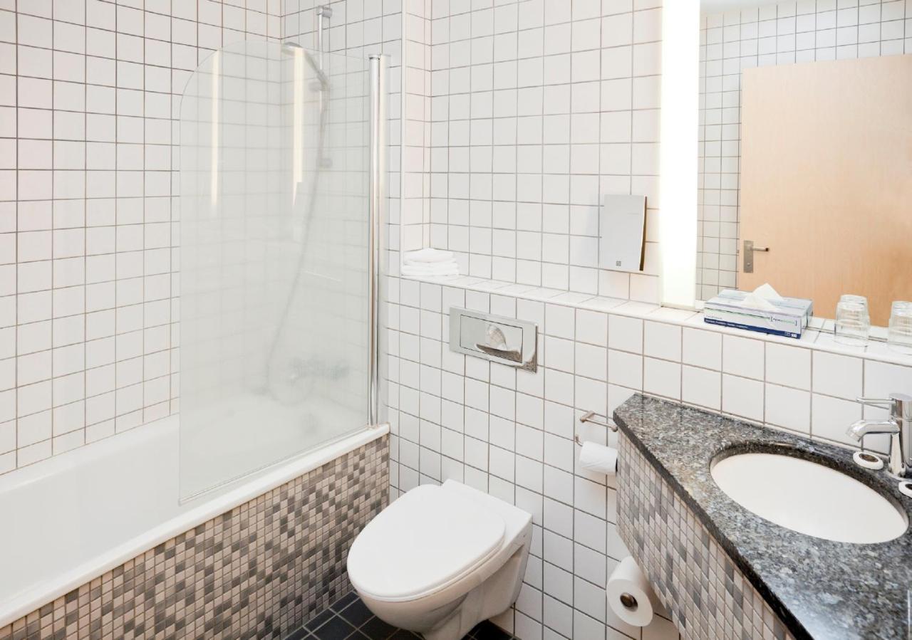 Kahden hengen huone - Double - Atriumnäköala