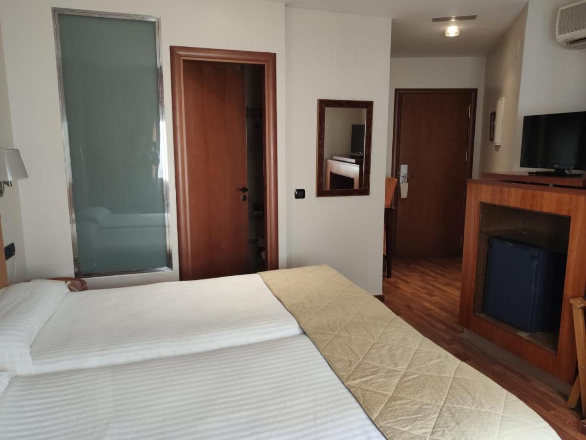 Budget - Kahden hengen huone - Twin