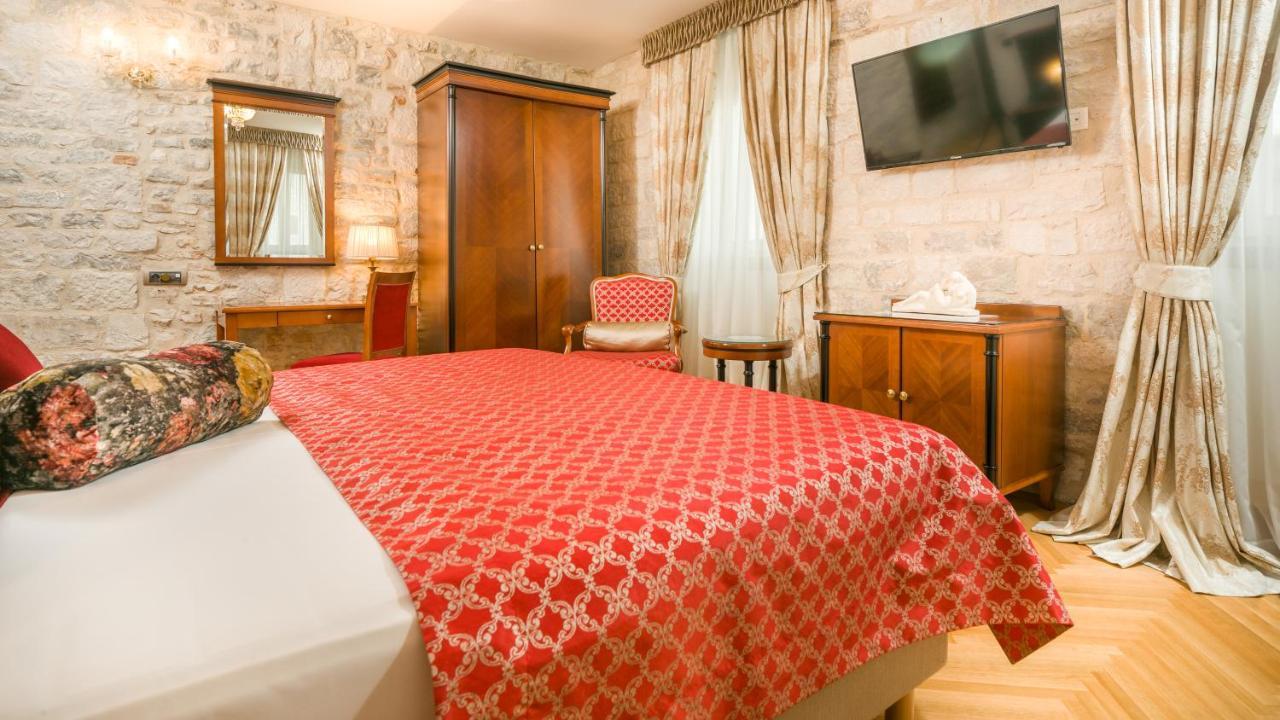 Deluxe - Kahden hengen huone - Double - Näkymät vanhaankaupunkiin