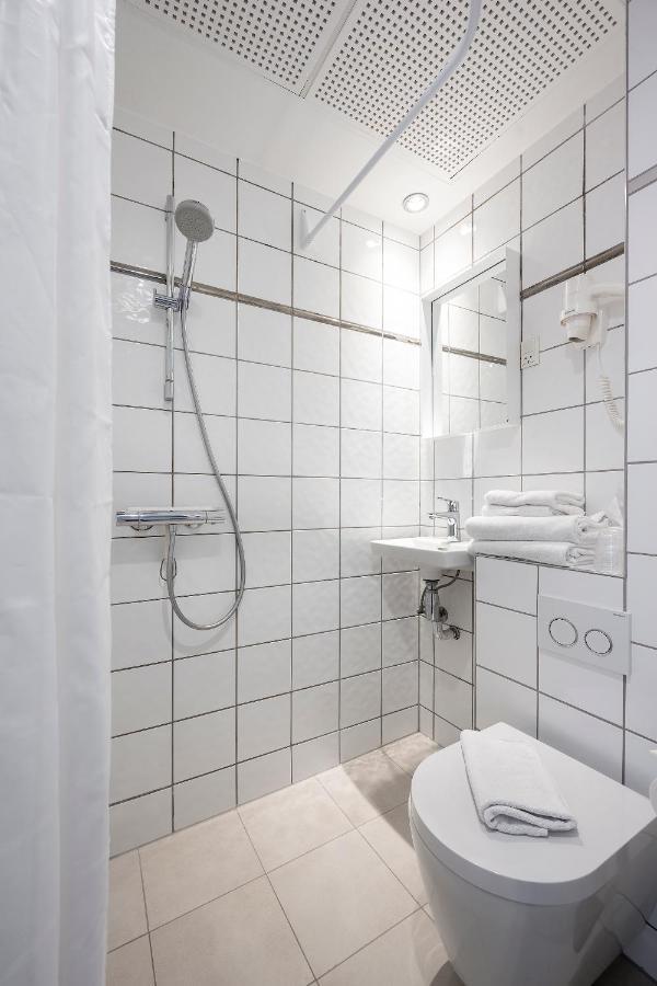 Kahden hengen huone - Twin