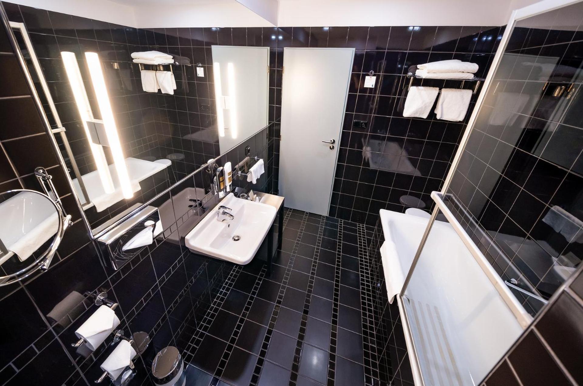 Grandium Suite,1209800992:JPEG