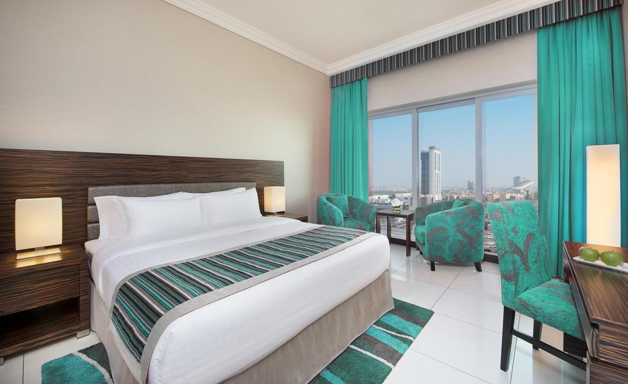 Deluxe King Room With Free Transfer To Beach & Selected Malls