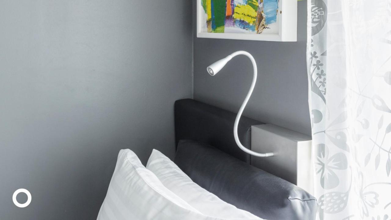 Deluxe ‑ Yhden hengen huone