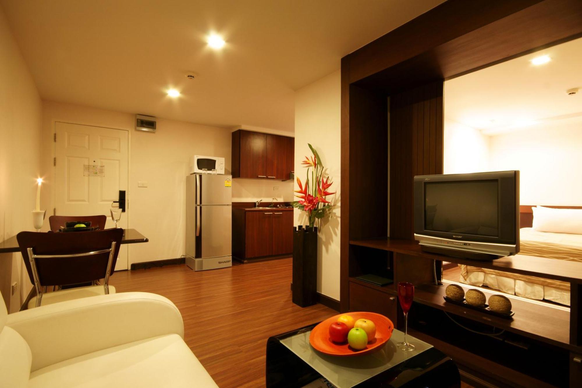 Junior Suite,1274294617:JPEG