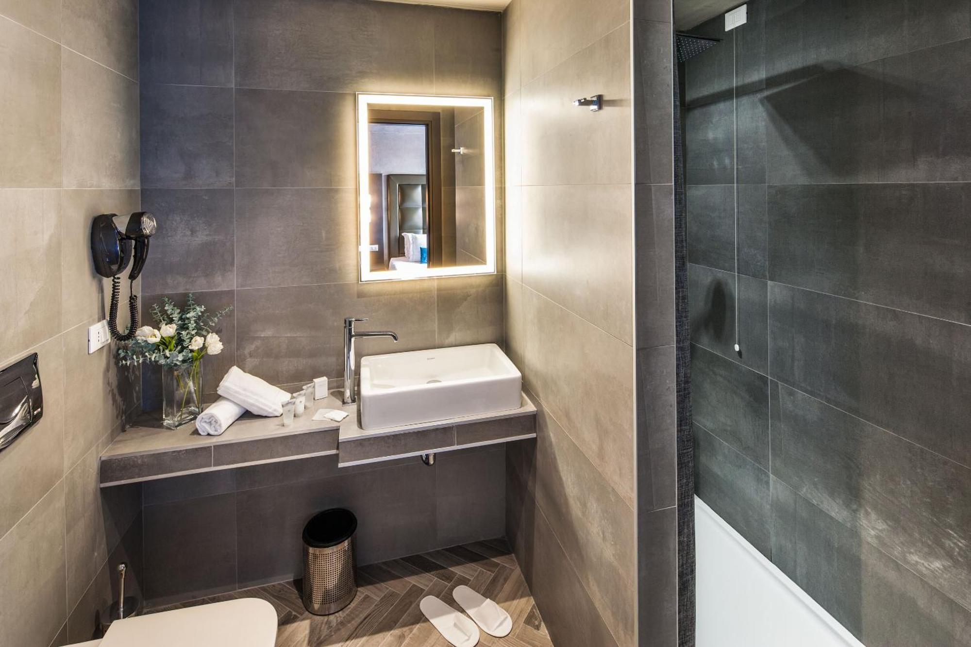 Deluxe - Kahden hengen huone - Double - Parveke