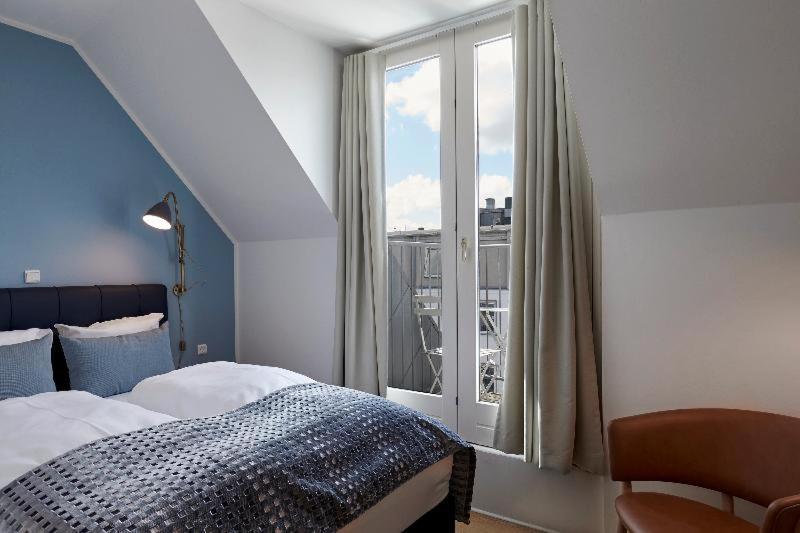 Compact Double Room with Balcony