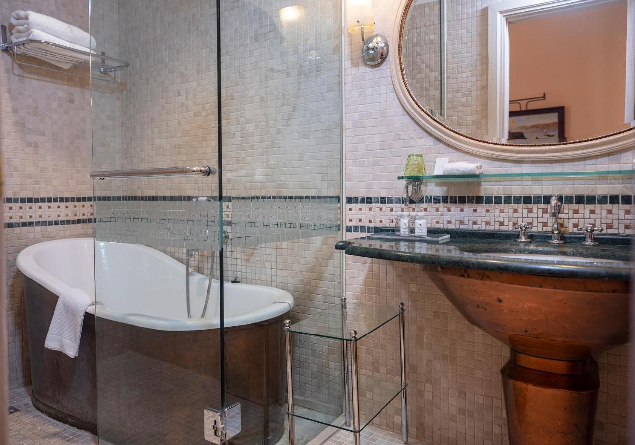 Deluxe Room,1322756239:JPEG