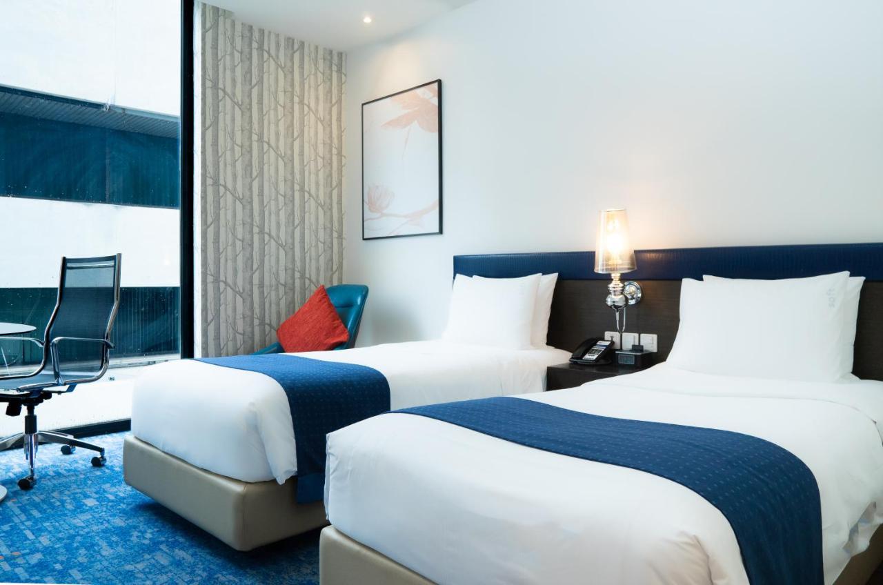 Standard Twin Room with Free Breakfast - Smoking