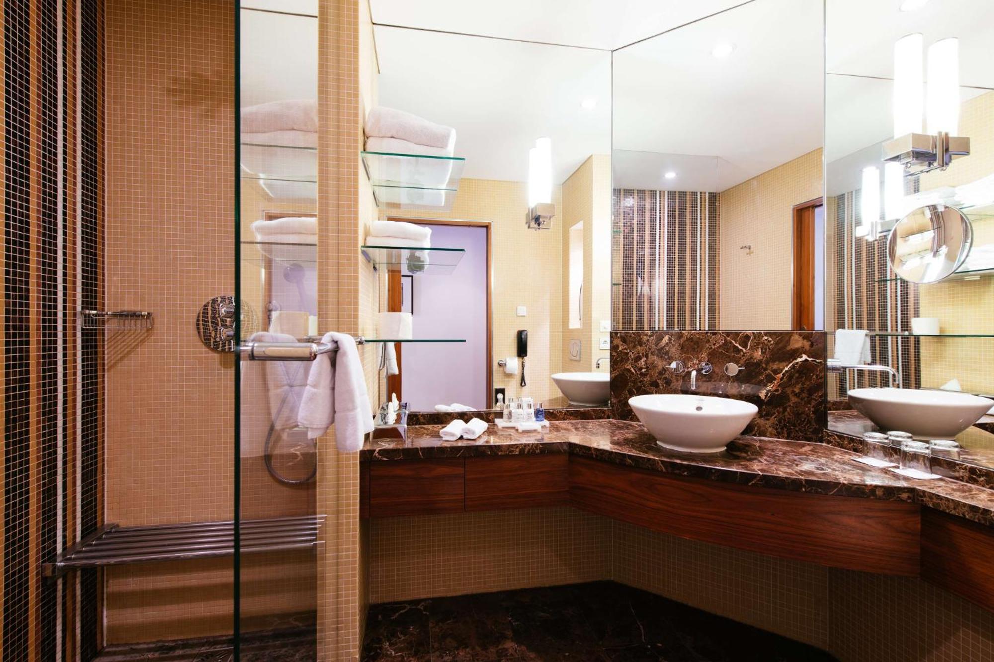 Premium-huone