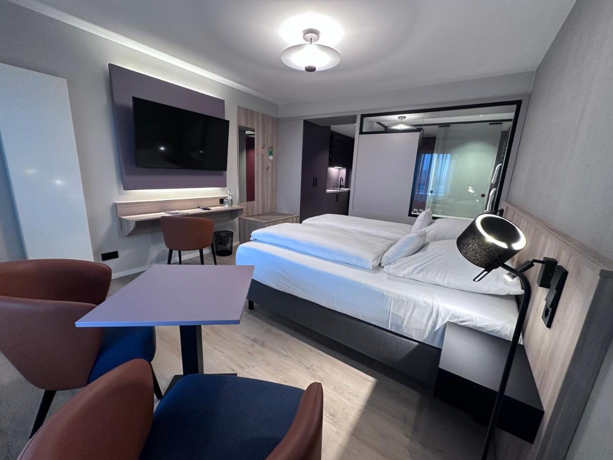 Deluxe - Kahden hengen huone - Double - Parveke