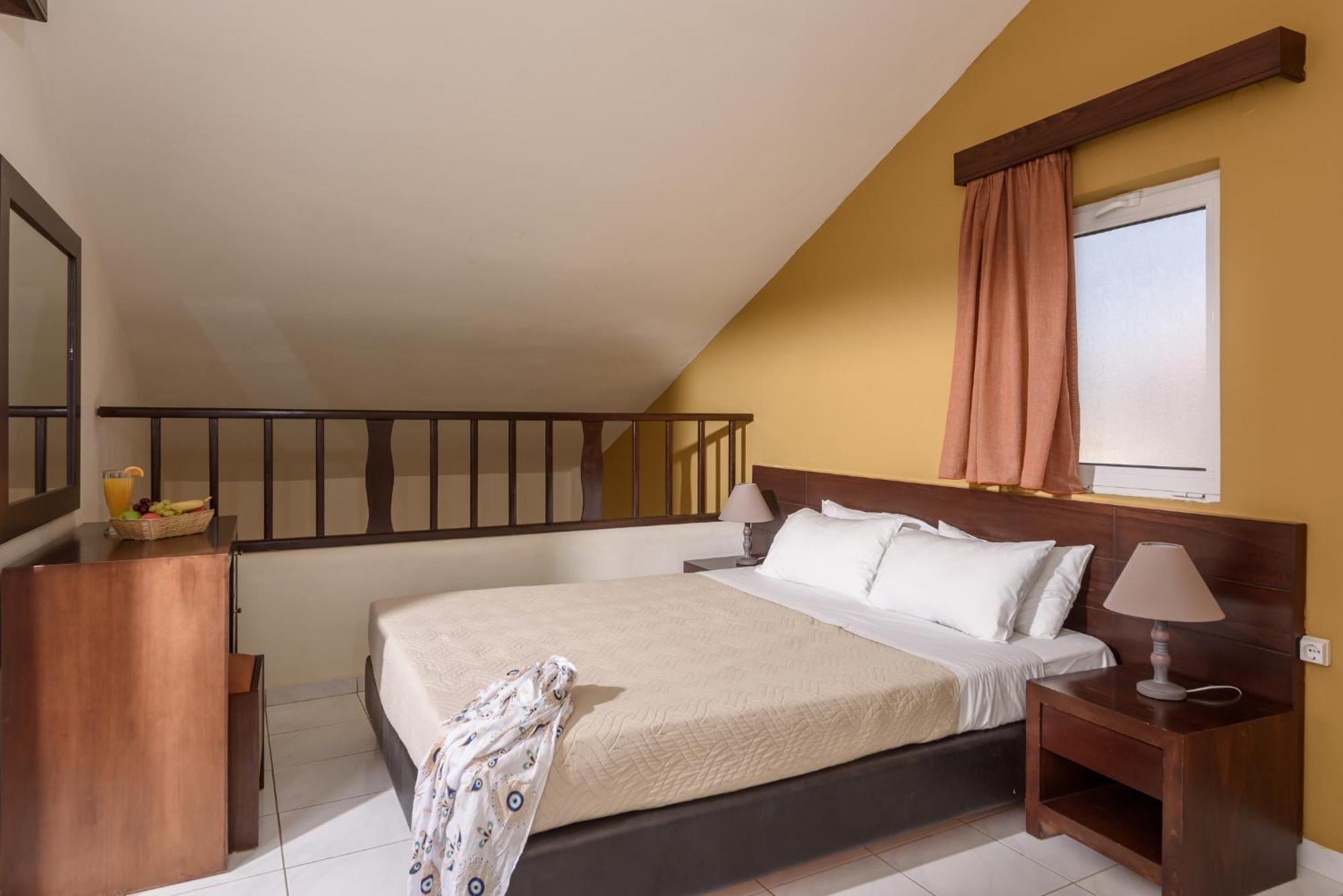 Maisonette with Plunge Pool Sea View