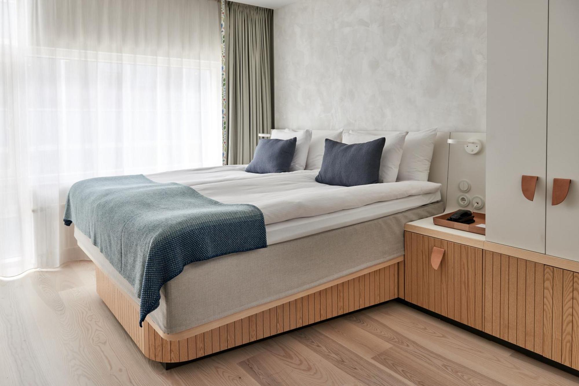Standard Double Room,942274666:JPEG