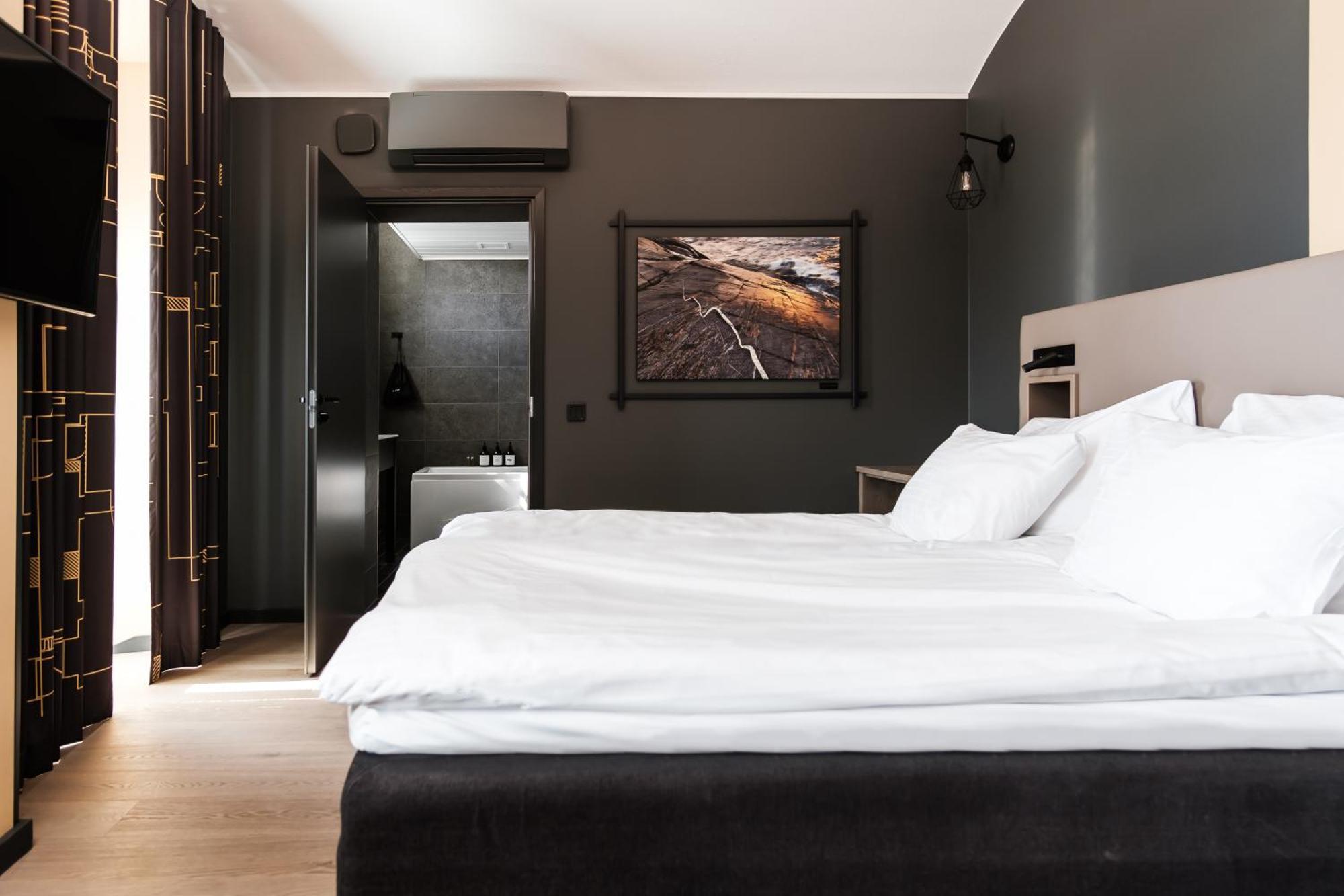 Standard King Room,1545733798:JPEG