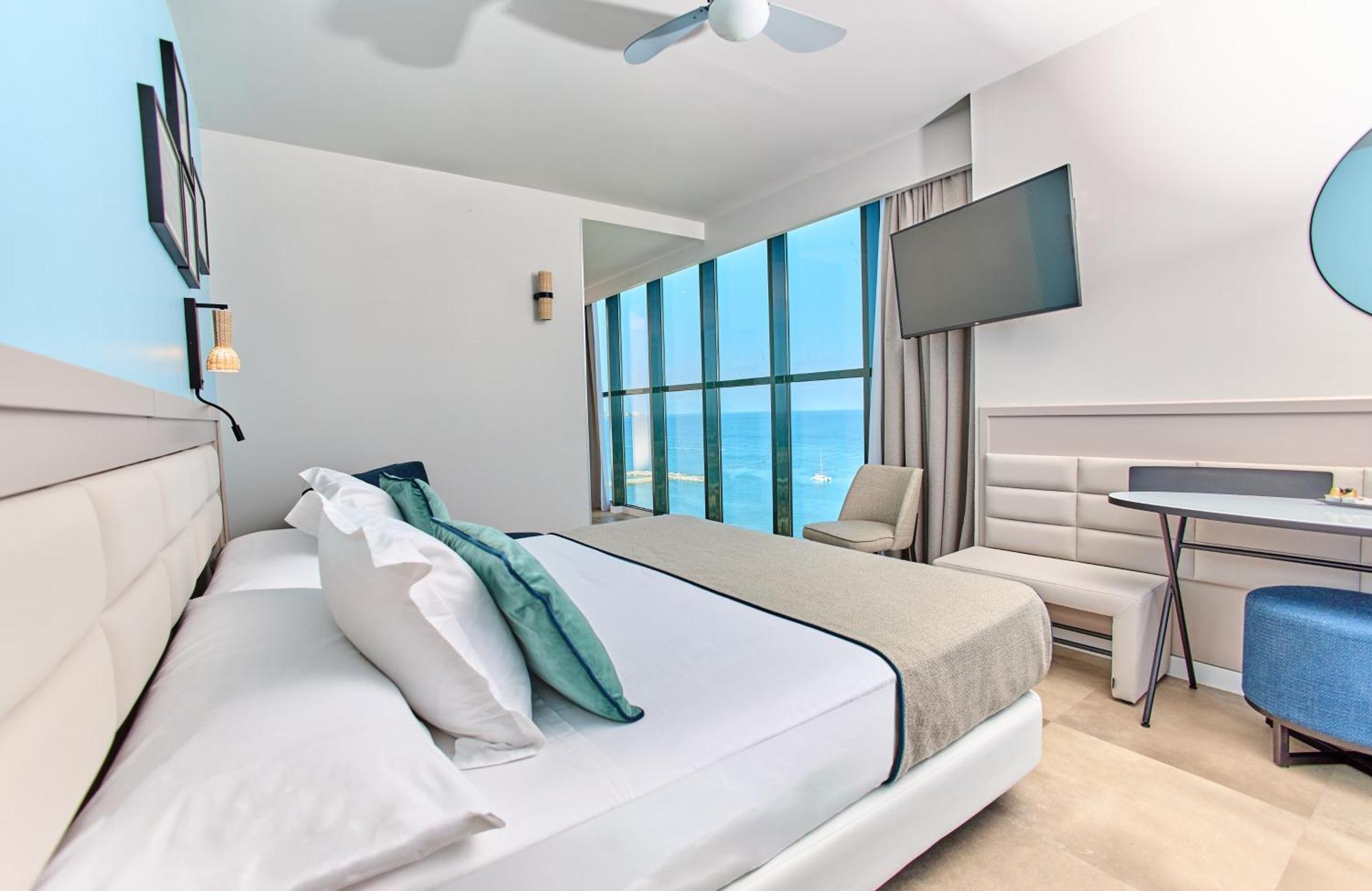 Junior Suite,1556861053:JPEG