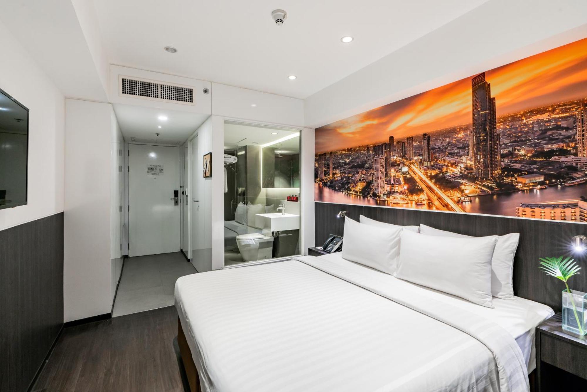 Superior Room,1559706730:JPEG