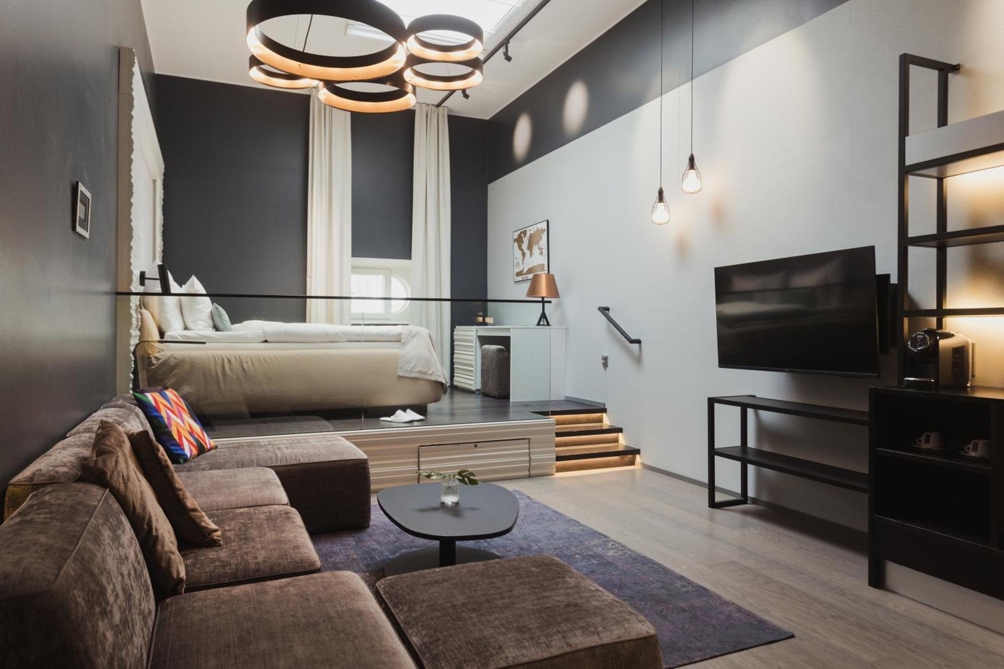 Sky-loft