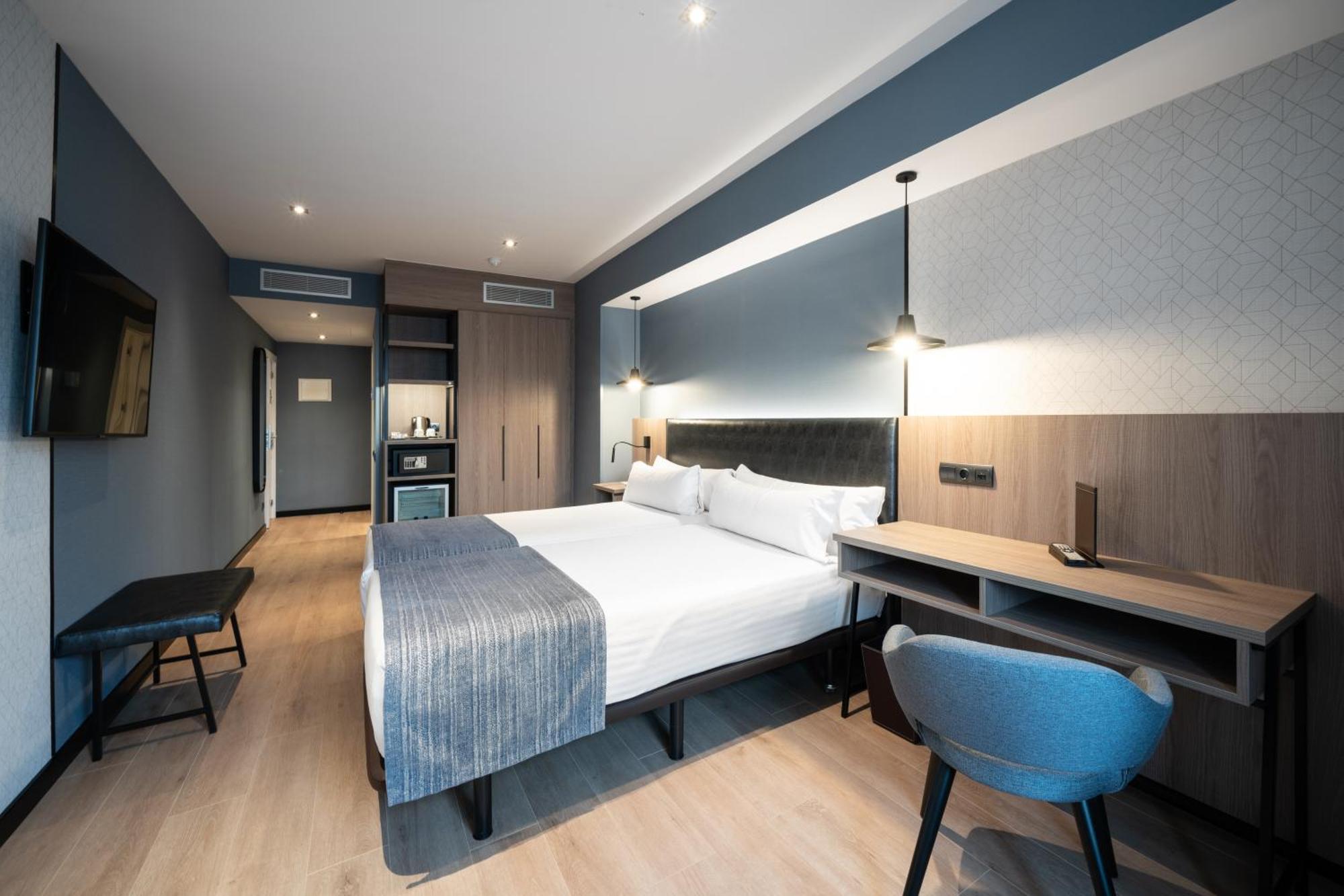 Premium Double or Twin Room,1706507469:JPEG