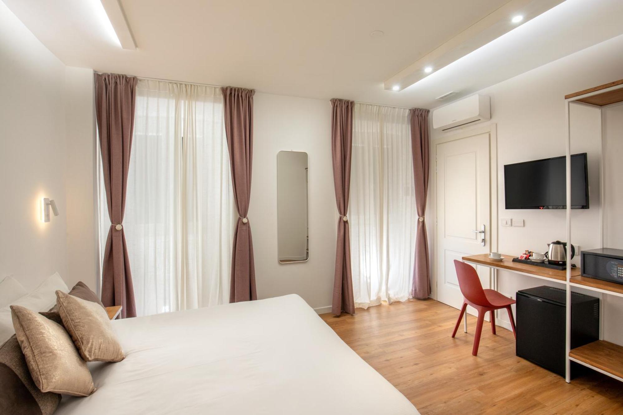 Deluxe Triple Room - Annex Building,1590347035:JPEG