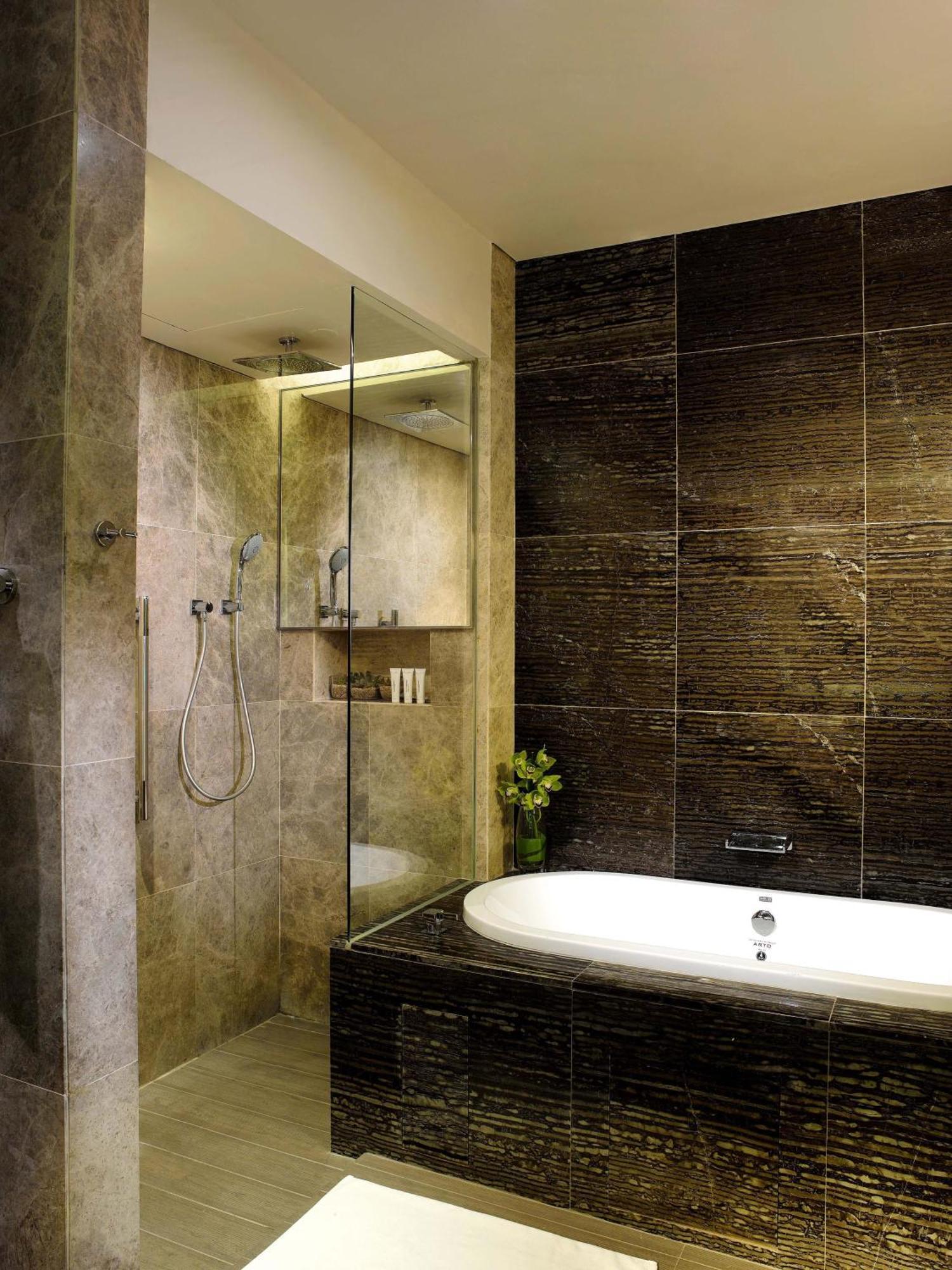 Skyline Studio with Skyline Lounge access,162601005:JPEG