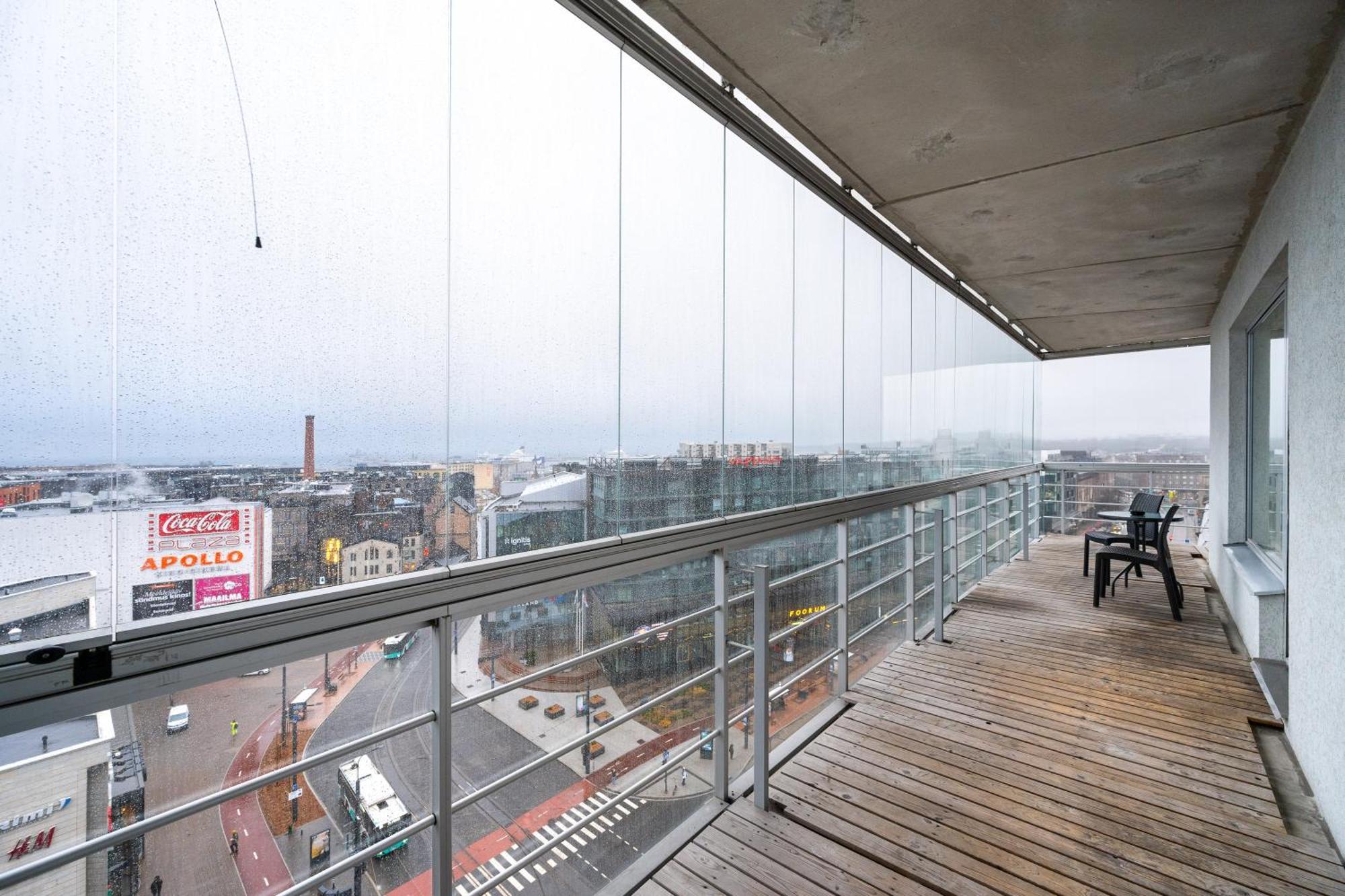 Studio-huoneisto - Parveke