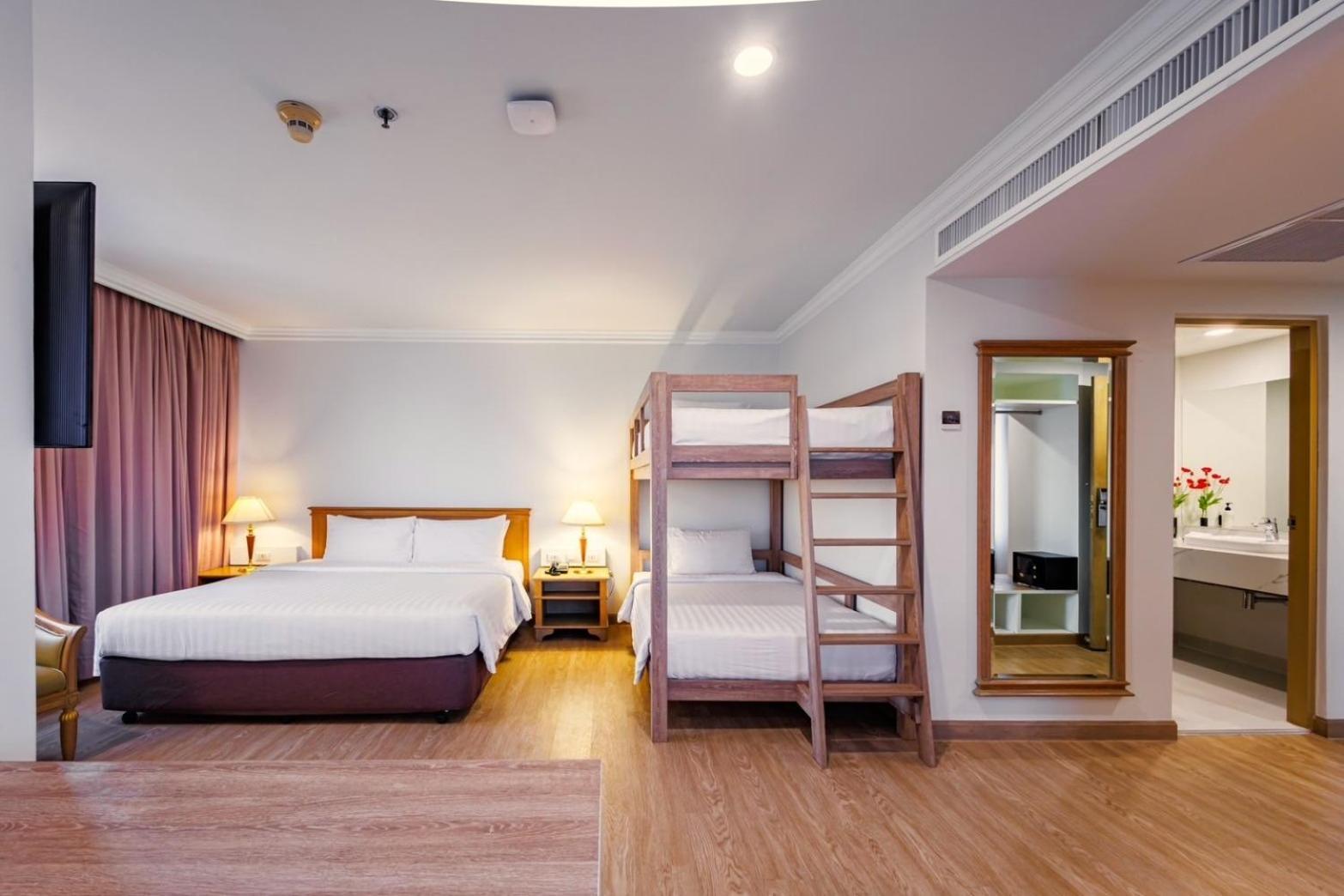 Deluxe Family Bunk Bed