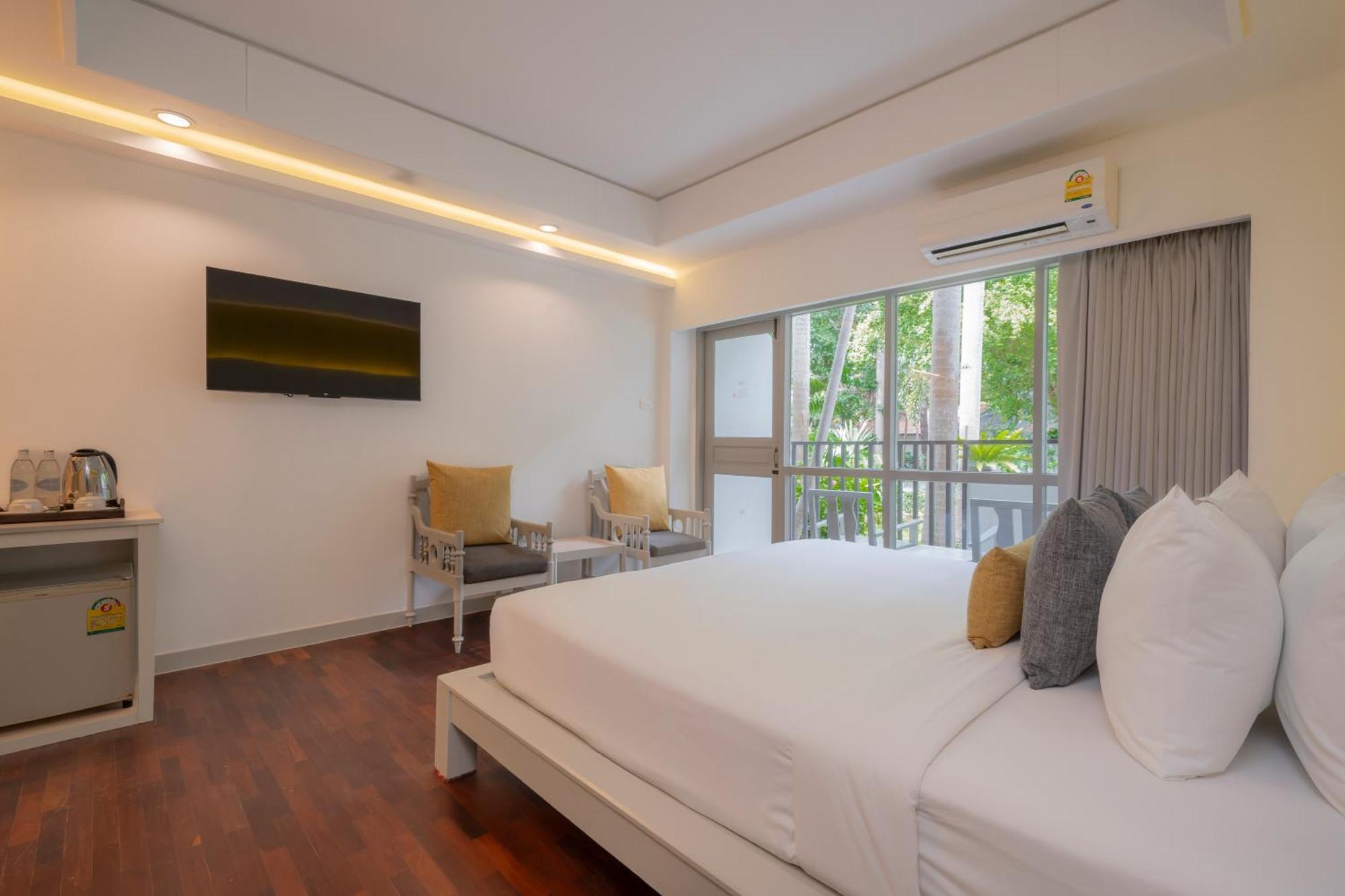 Two-Bedroom Suite,1642963345:JPEG