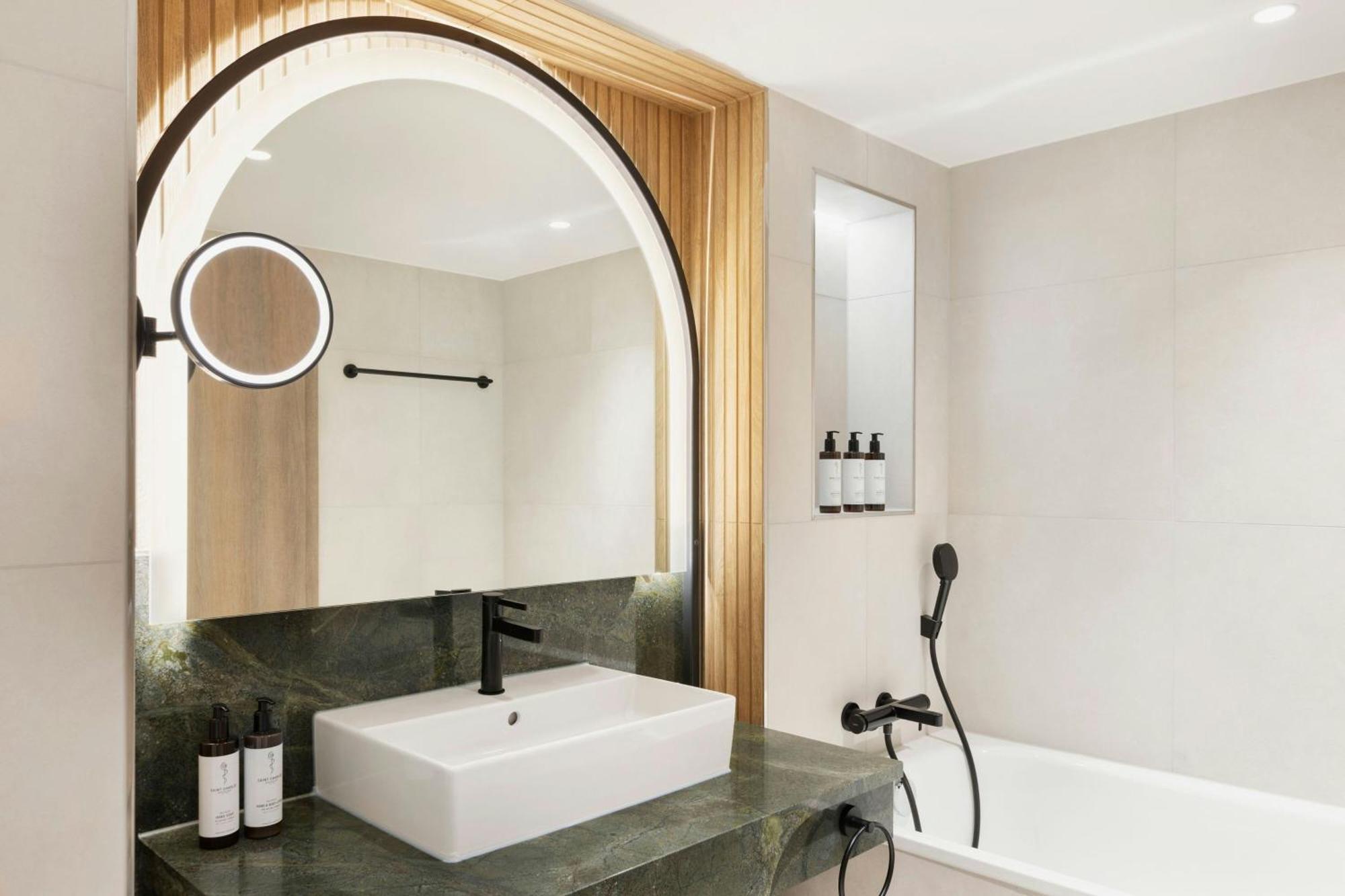 Junior King Suite with Church View,1643143724:JPEG