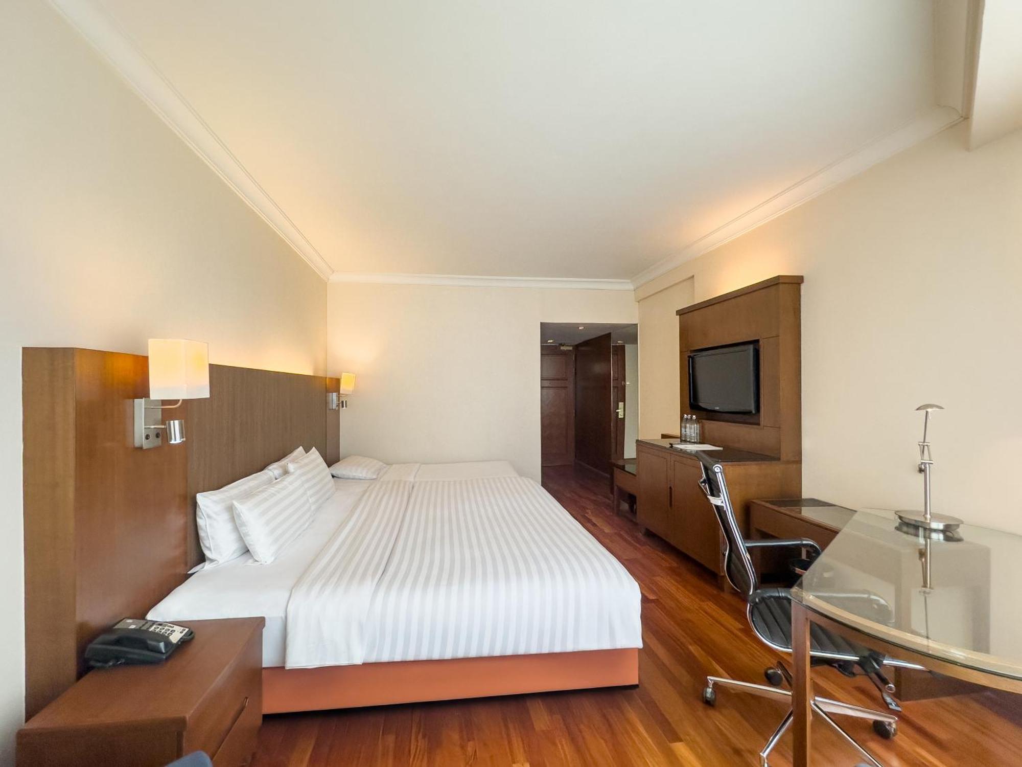 Deluxe - Kolmen hengen huone
