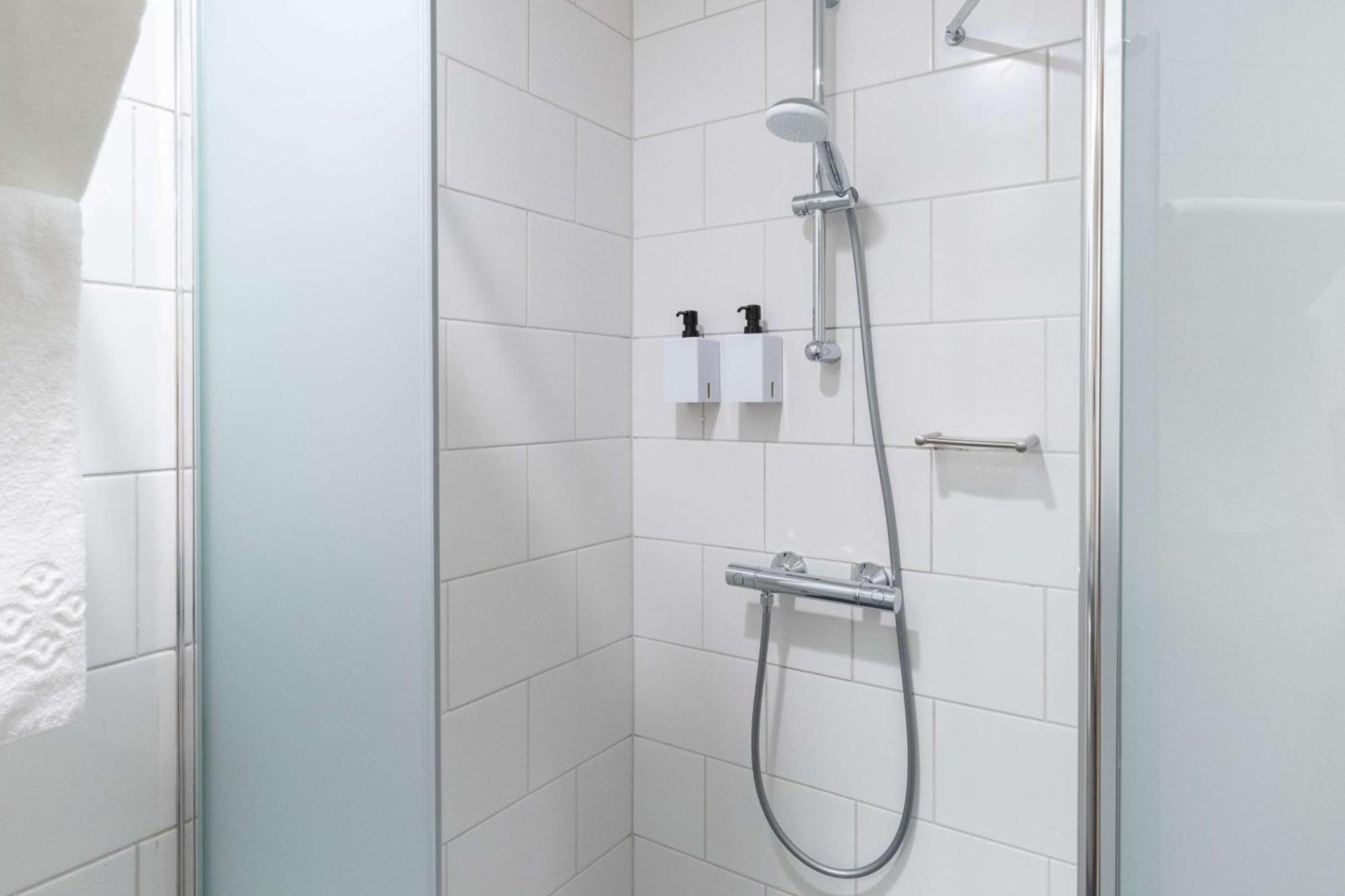 Superior Family Room,1698870376:JPEG