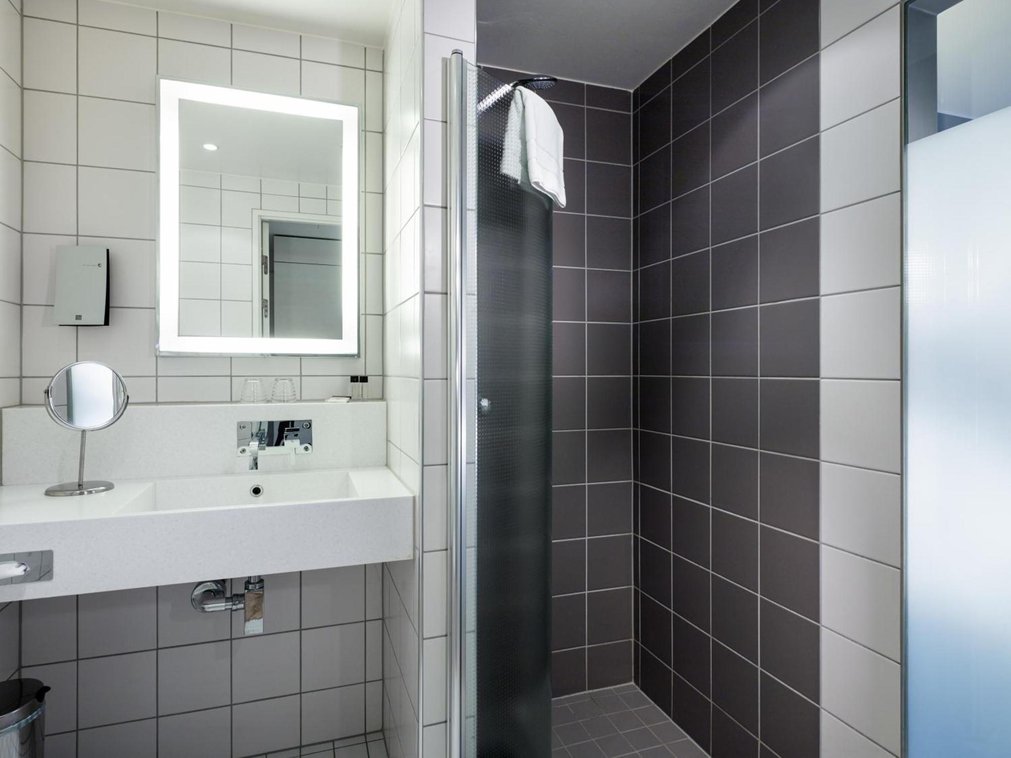 Standard Double or Twin Room Gothia Towers,1323934057:JPEG