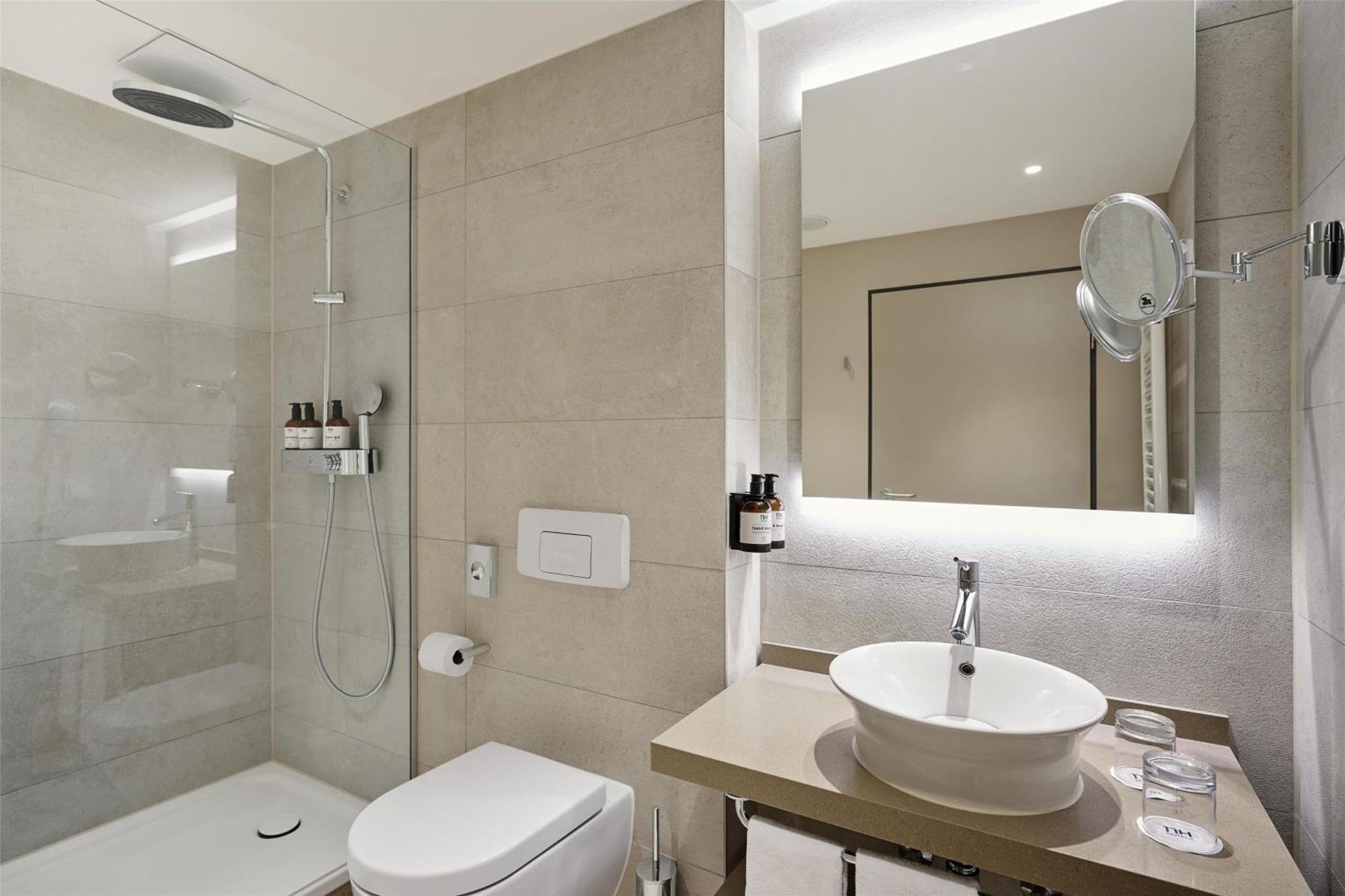 Standard Double or Twin Room,1584394443:JPEG