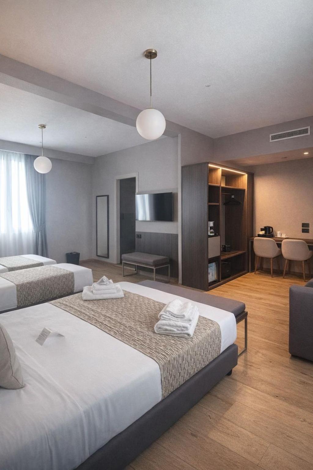 Deluxe - Neljän hengen huone