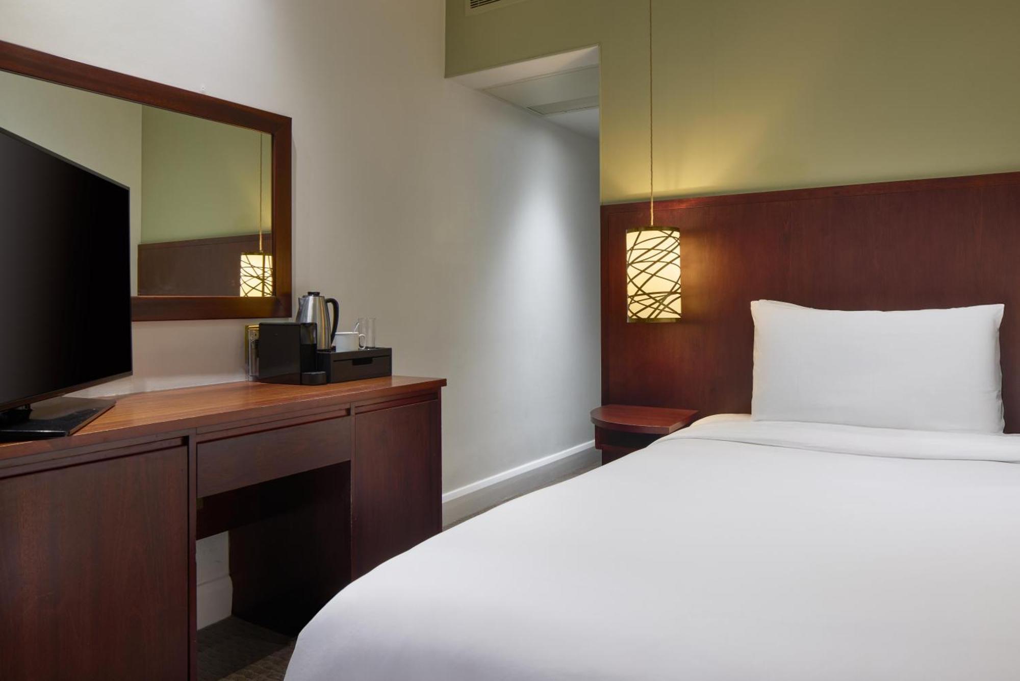 Superior Single Room,1756401751:JPEG