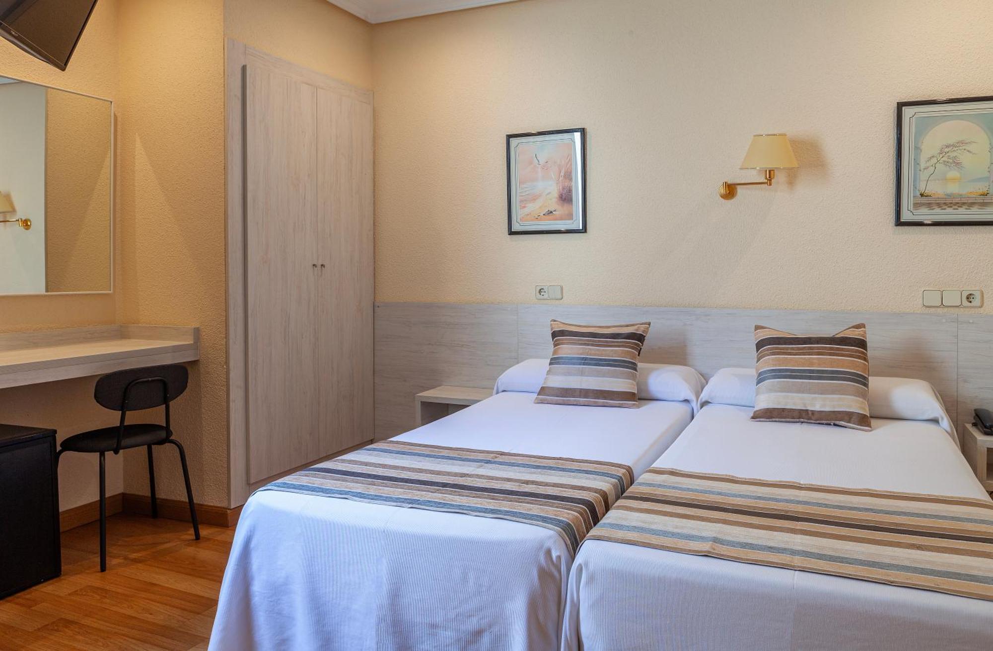 Budget - Kahden hengen huone - Double