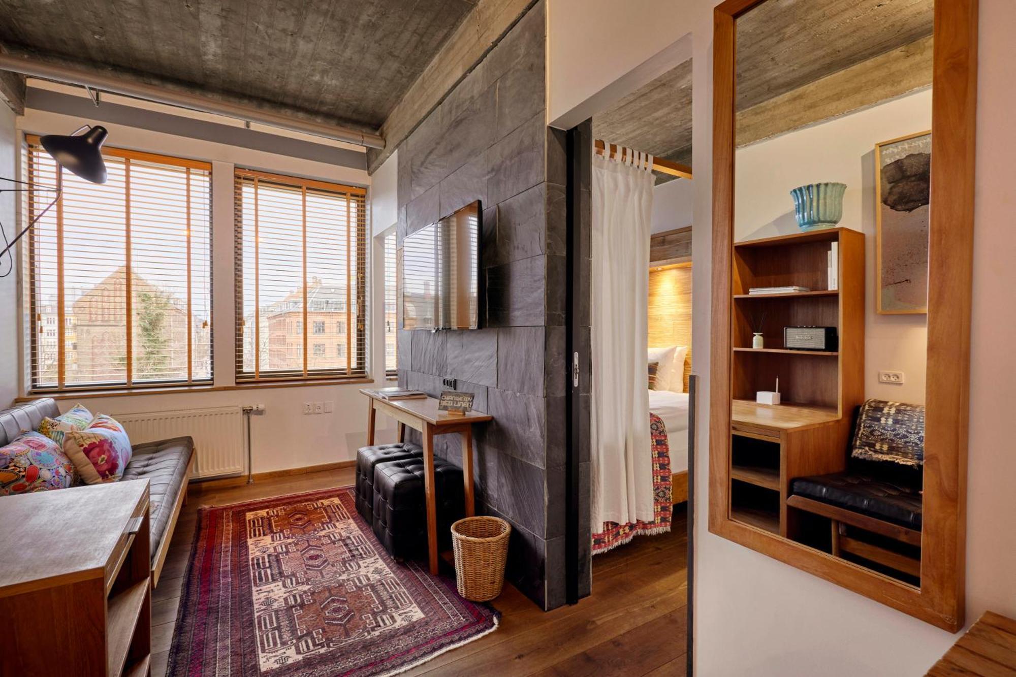 Deluxe ‑ Yhden hengen huone