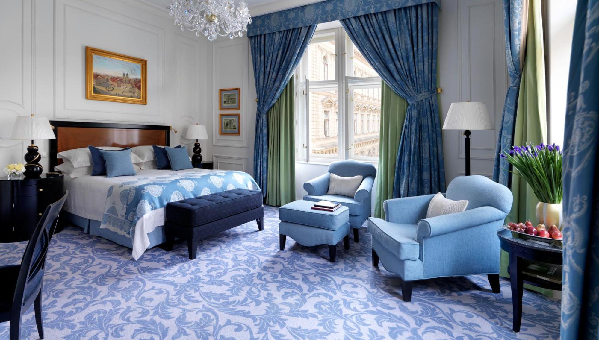 Grand Renaissance Room