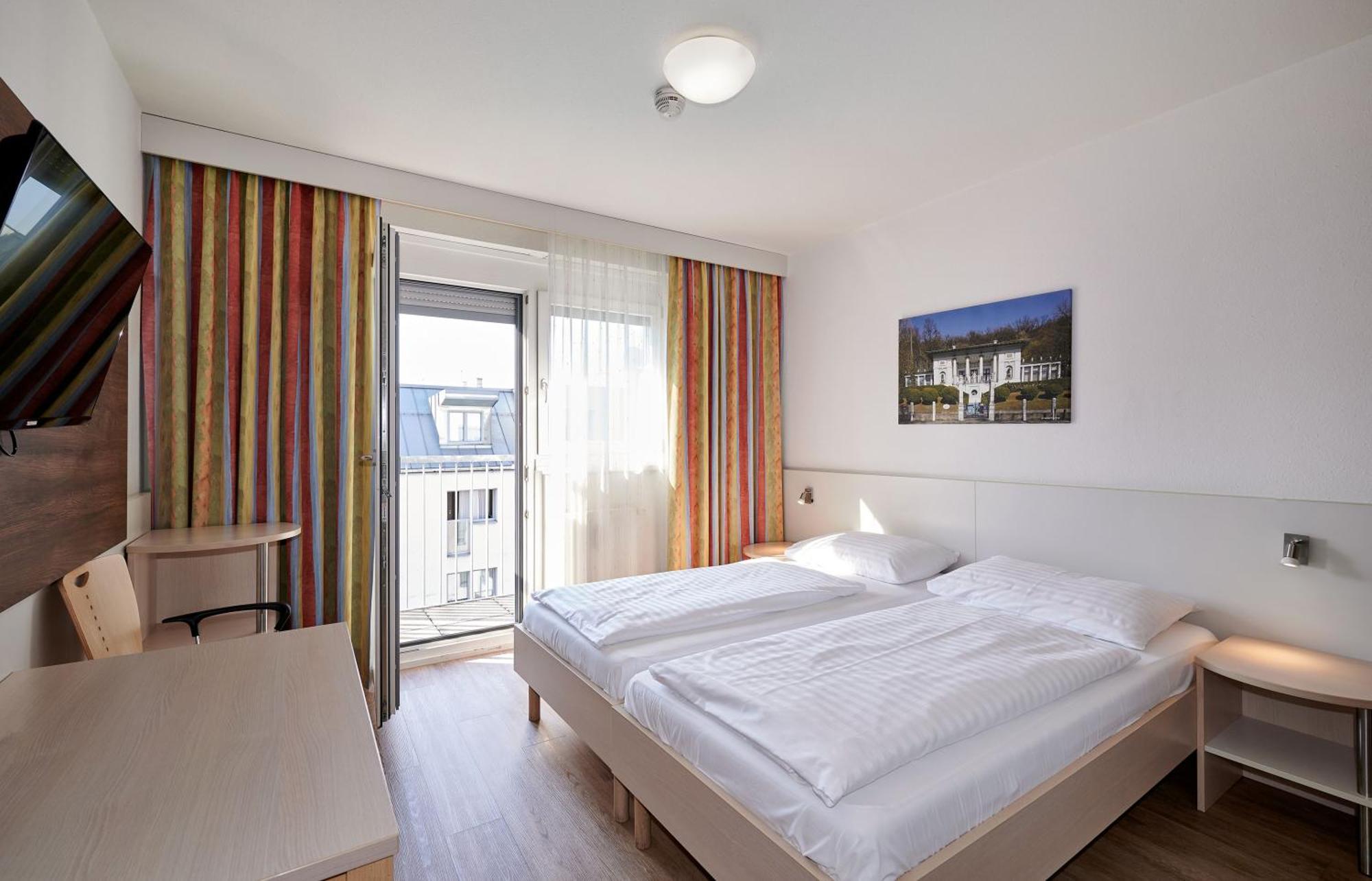 Deluxe - Kahden hengen huone - Double - Näköala sisäpihalle