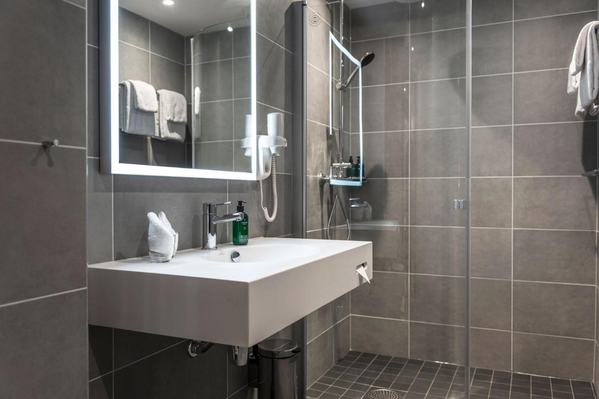 Standard - Kahden hengen huone - Double