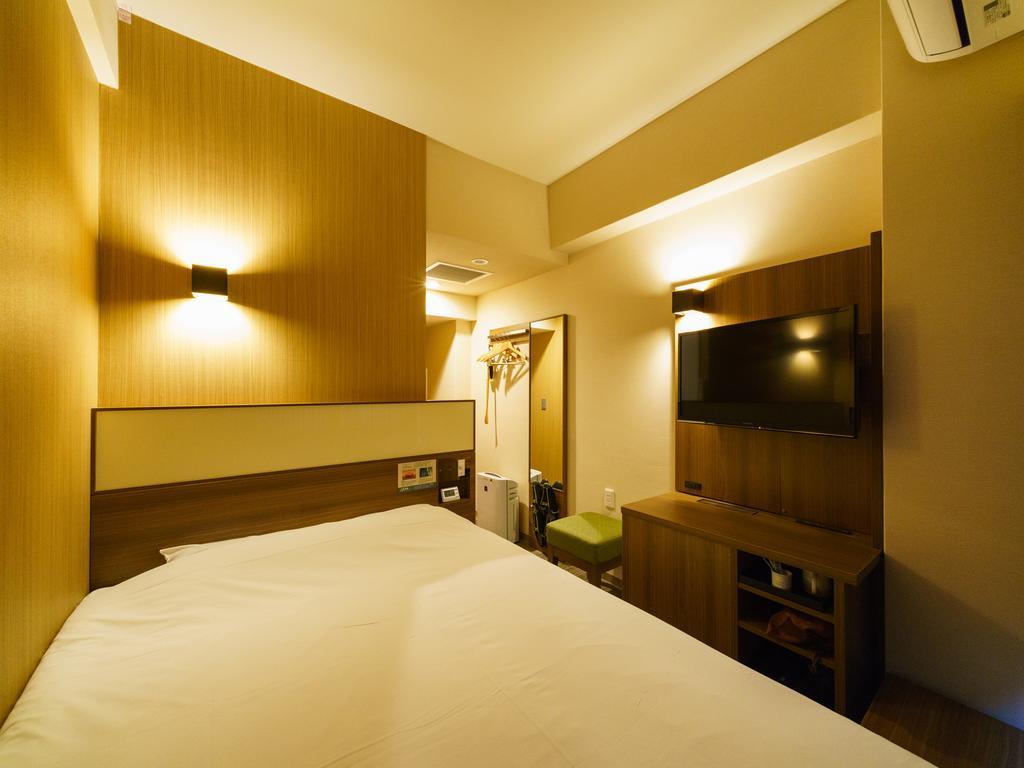 Double Room with Small Double Bed,256215001:JPEG