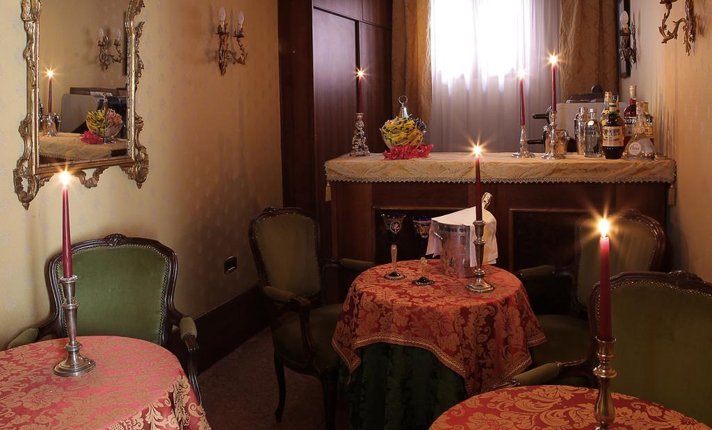 Classic Double or Twin Room,682176531:JPEG