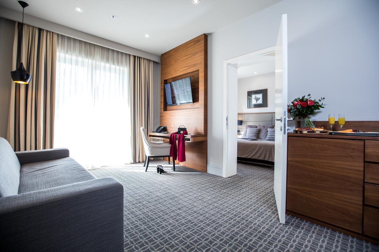 Luxury-sviitti - Oma parveke - Merinäkymä
