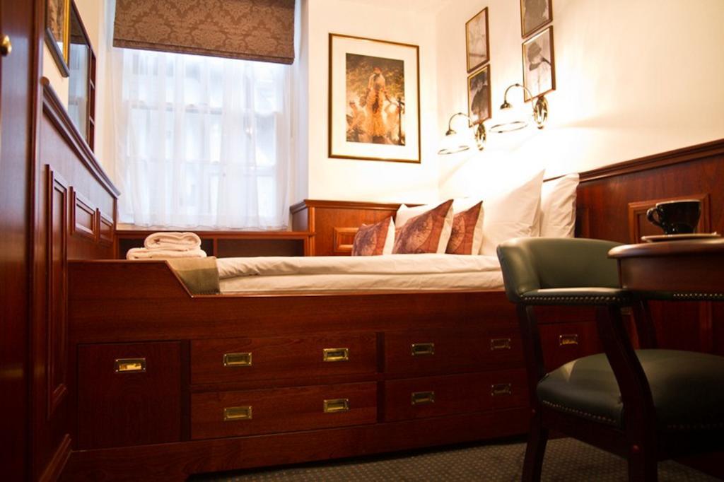 Classic Double Room,67806065:JPEG