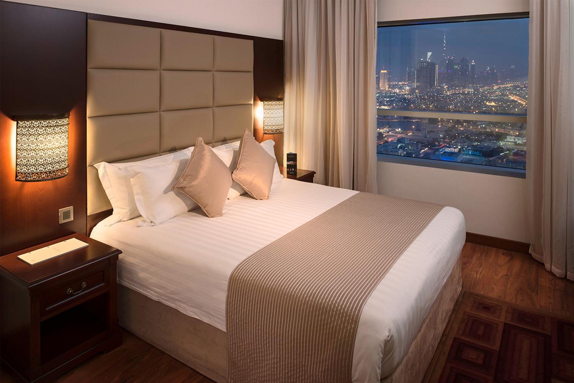 Skyline Economy -huone