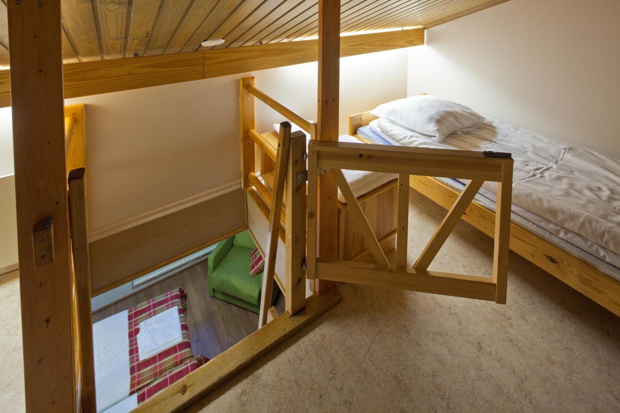 Perhehuone - Oma sauna