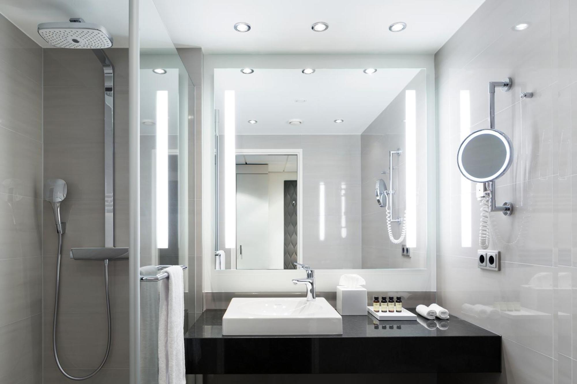Deluxe - Kahden hengen huone - Twin/Double