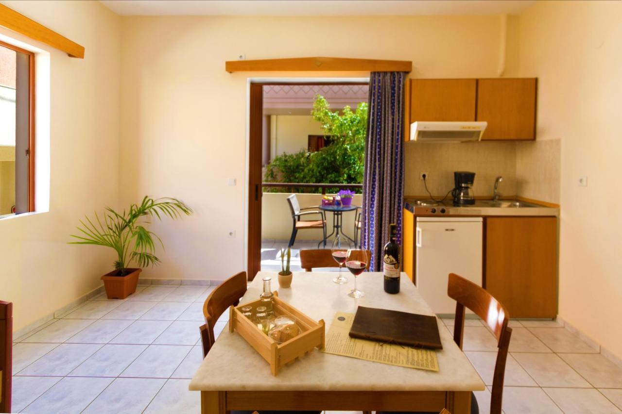 Standard Apartment,728181628:JPEG