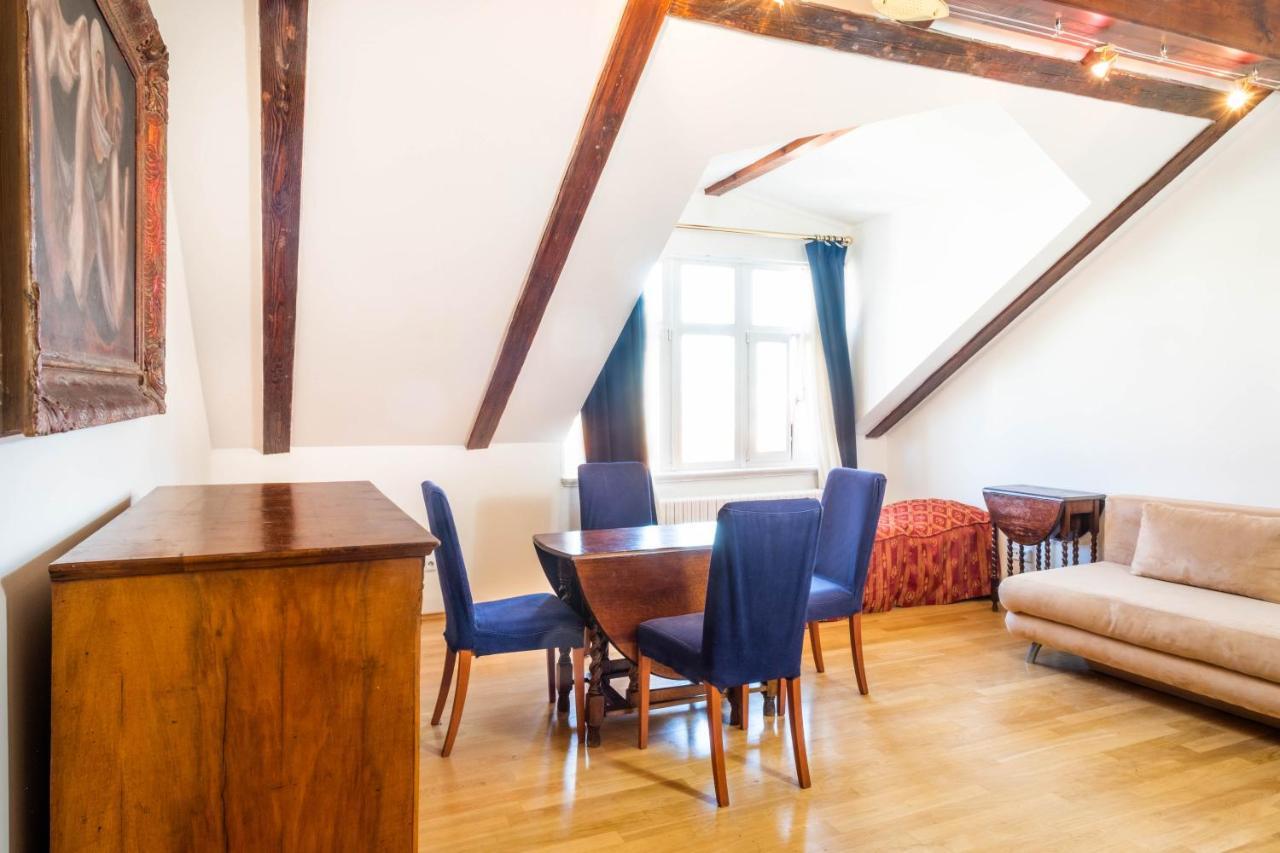 Attic Suite Apartment,737723788:JPEG