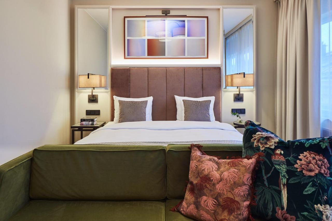 Elegant Exceptional -huone